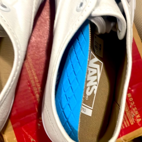 Authentic pro - Picture 3 of 4